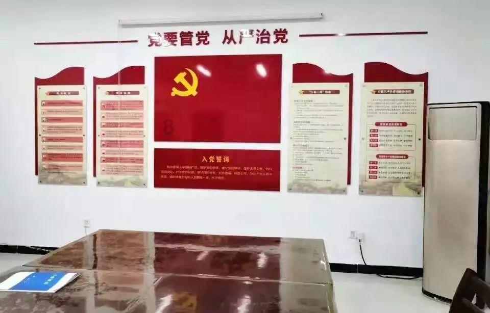 夏季纽扣裙